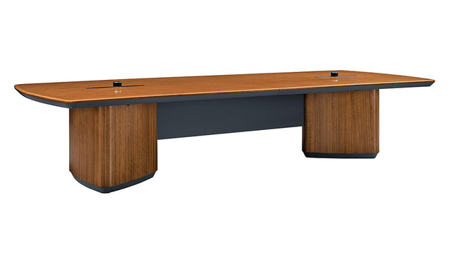 طاولة اجتماعات خشبية مخصصة لغرفة الاجتماعات