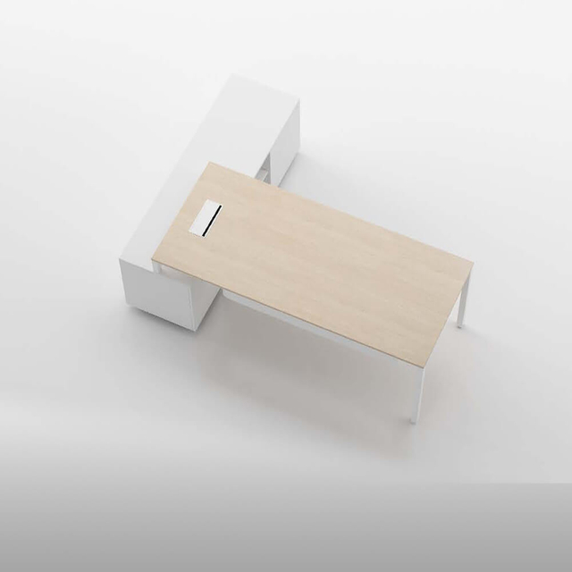 مكتب محطة كمبيوتر على شكل L