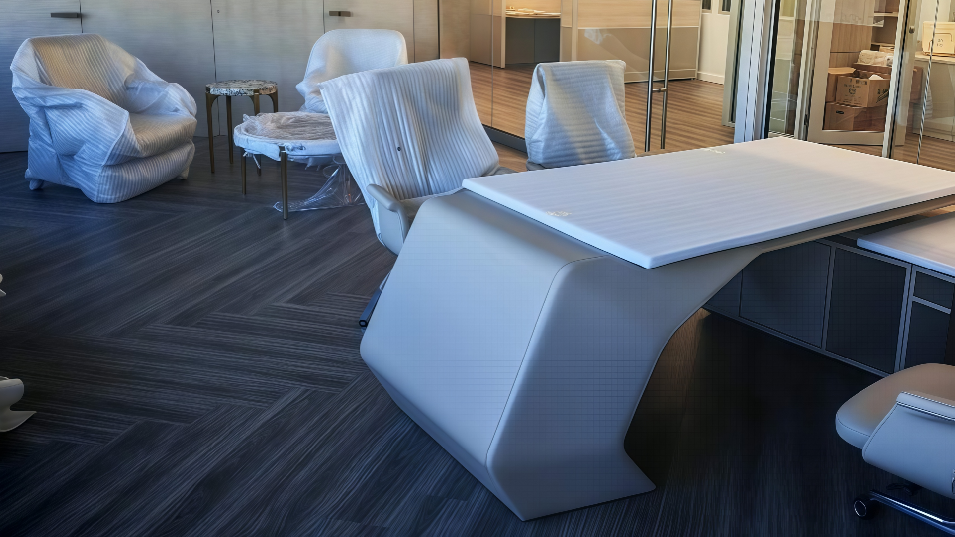 executive desk مكتب تنفيذي